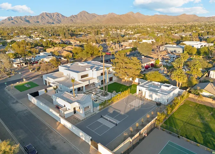 Elite Retreat Holiday home *