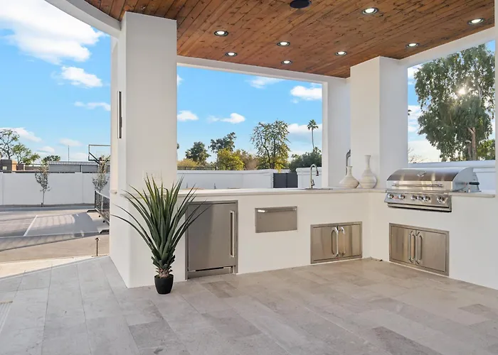 Elite Retreat Scottsdale