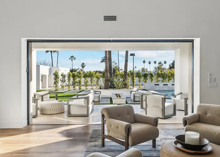 Elite Retreat Holiday home